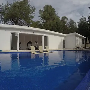 https://loft-campos-do-jordo-sp.camposdojordaohotels.net
